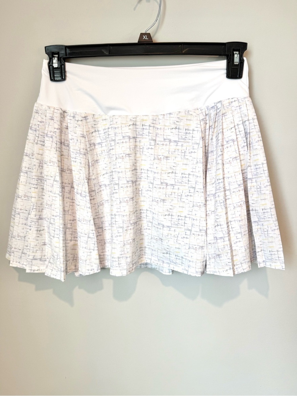 CALIA White Printed Pleated Tennis Pickleball Active Women’s Skirt with Shorts